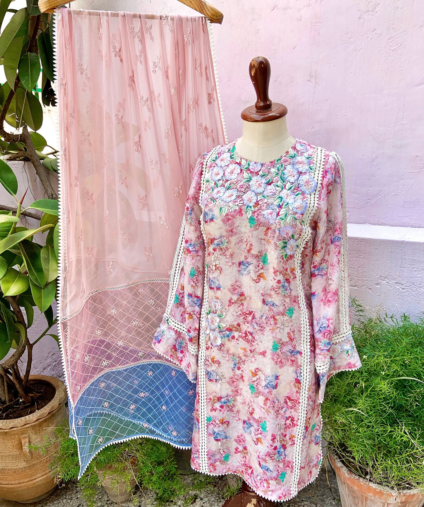 Pink Cotton-Silk Kurta with Embroidery